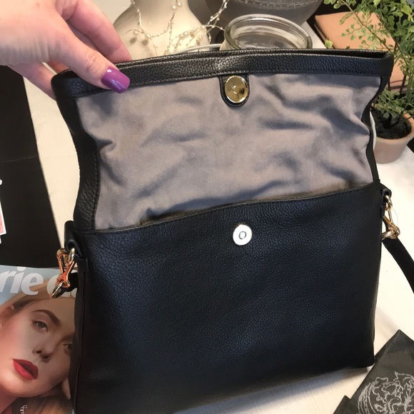 Vince Camuto leather bag - Picture 4 of 8